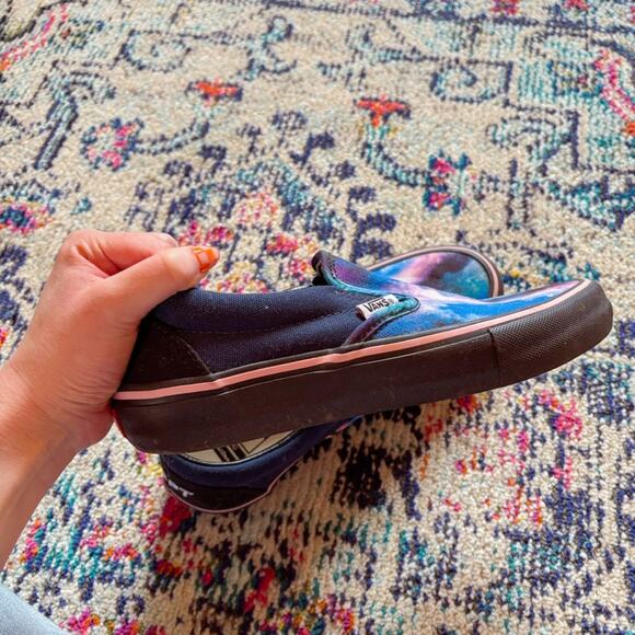 Vans Custom Galaxy Print Slip-On Sneakers – Women’s 9.5 💙 - Picture 2 of 6